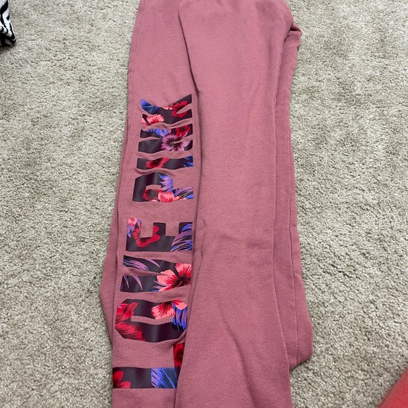 Super cute sweatpants - Picture 2 of 4